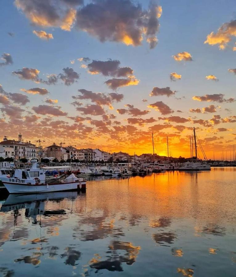 Ferienwohnung Concordia, Con Parking En El Puerto De Cambrils Exterior foto