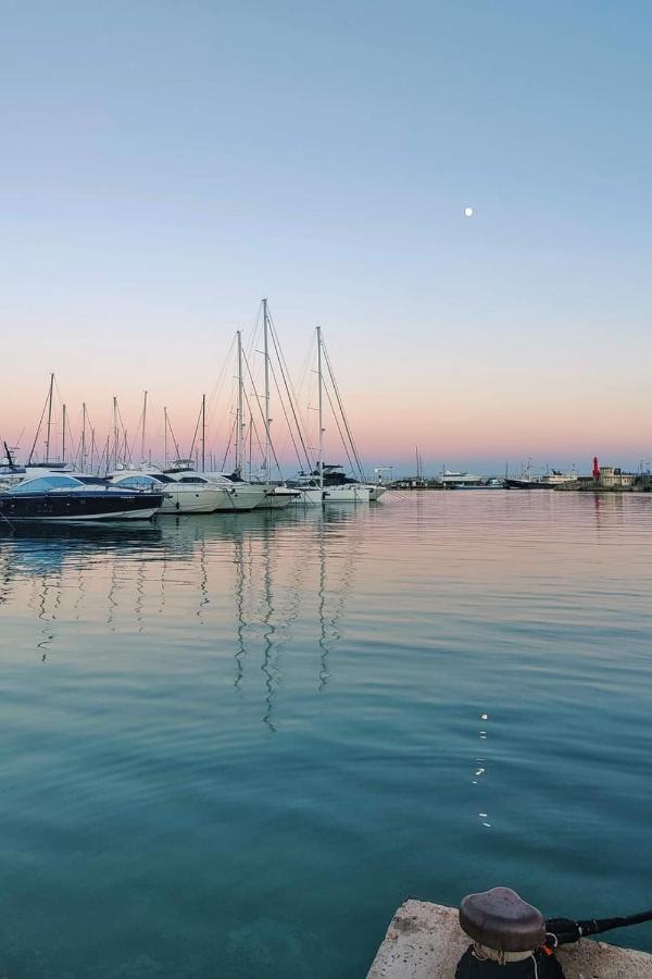Ferienwohnung Concordia, Con Parking En El Puerto De Cambrils Exterior foto